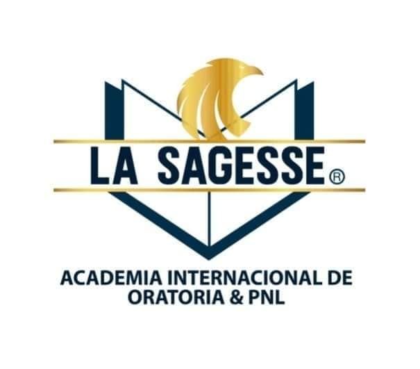 Logo of La Sagesse Academy with a gold eagle symbol and text in Spanish.